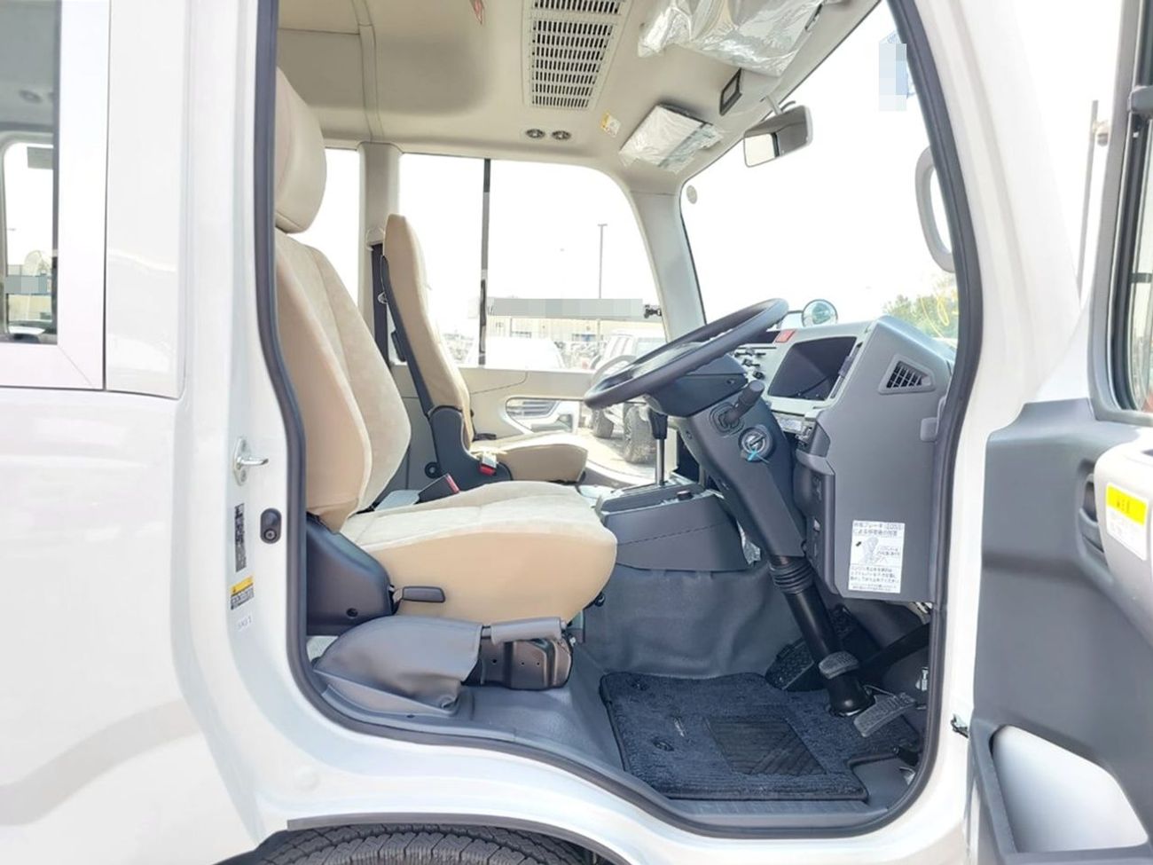 Toyota Coaster 2025 TOYOTA COASTER BUS BRAND NEW RHD 2.8 L DIESEL AUTOMATIC (PM02325)