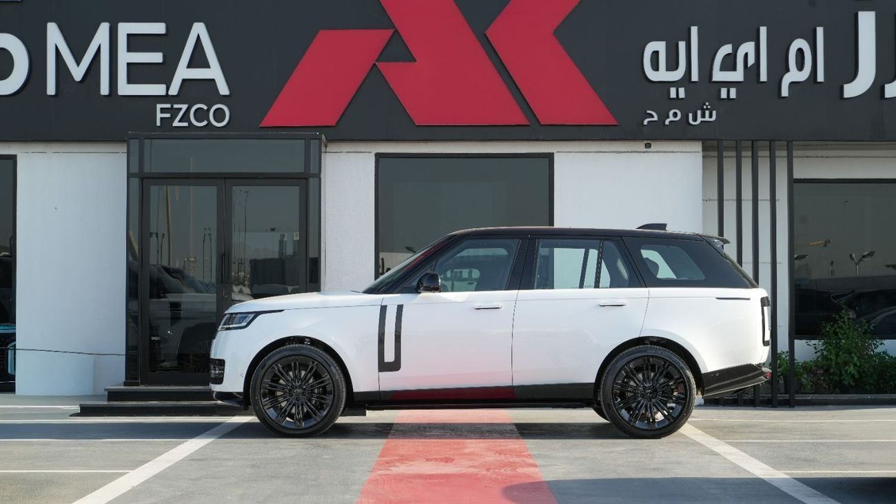 Land Rover Range Rover HSE P400 3.0L V6 White 2026 MY Export Only
