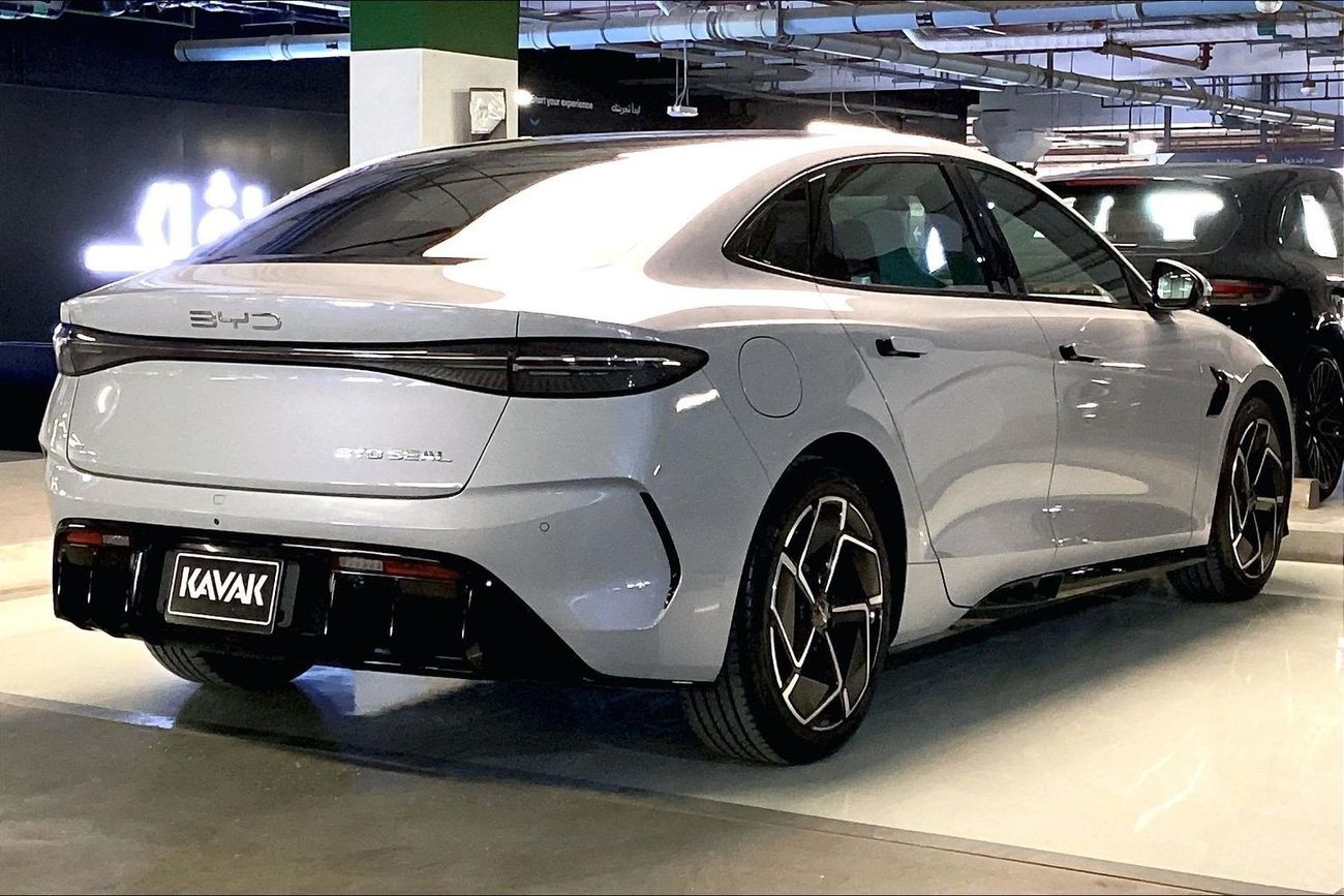 بي واي دي سيل Premium | شامل الضمان | 0 ﺪﻔﻋﺓ ﺃﻮﻟﻯ