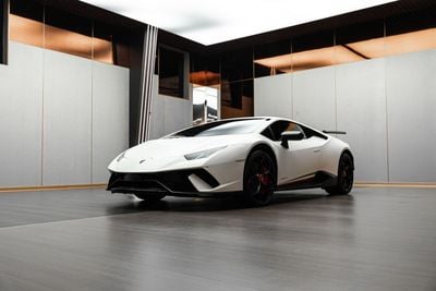 Lamborghini Huracan PERFORMANTE | GCC Spec