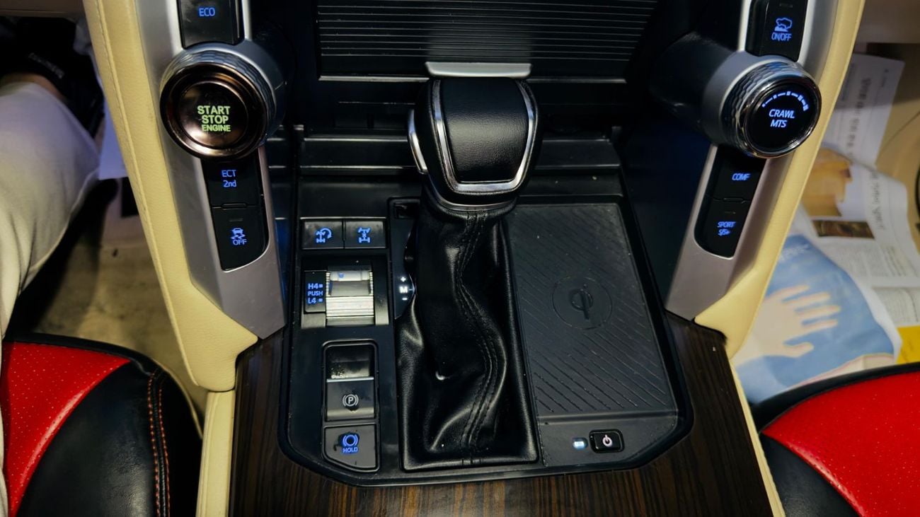 تويوتا لاند كروزر -