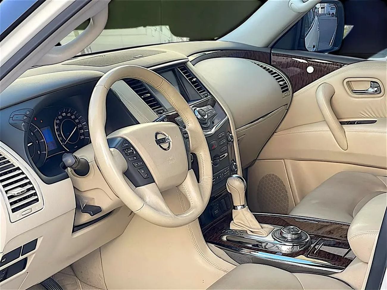 نيسان باترول 1,680 P.M | SE T2 | GCC Specs | Excellent Condition Fully agency service