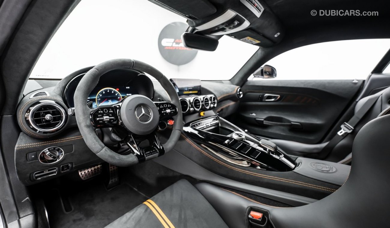 مرسيدس بنز AMG GT Black Series - Under Warranty and Service Contract