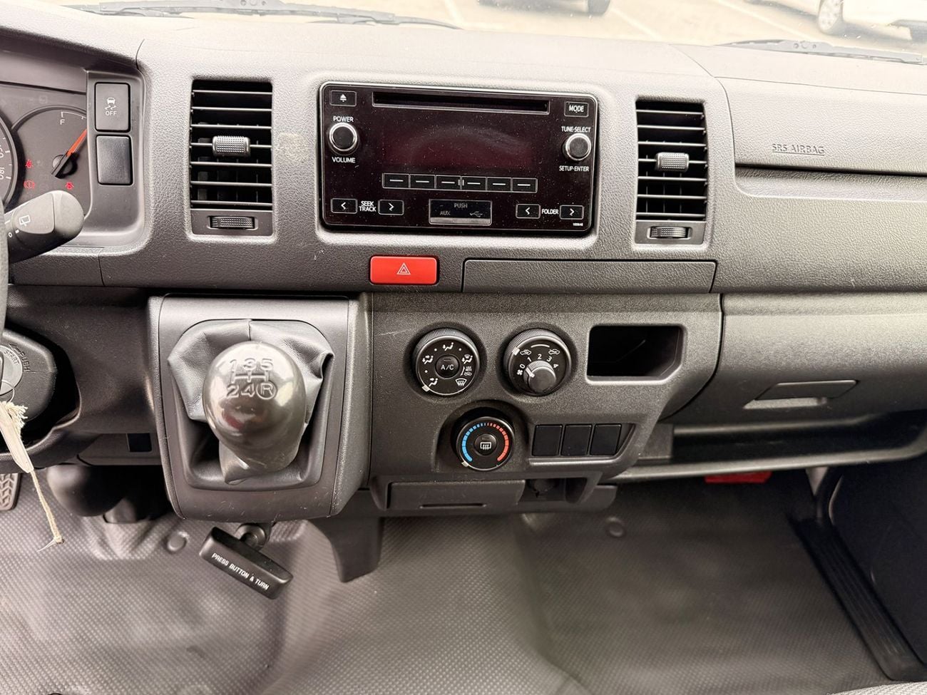 تويوتا هاياس GL -Standard Roof  Panal Van 2.7L