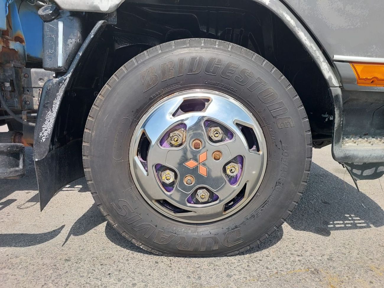 Mitsubishi Fuso Canter (RAMADAN OFFER) MITSUBISHI CANTER TRUCK RHD 1994 MODEL 4.6 L DIESEL MANUAL(PM500262)