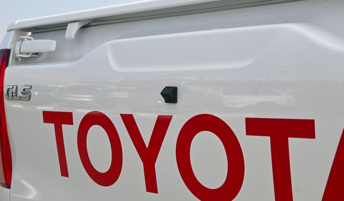 تويوتا هيلوكس Toyota Hilux 2025 2.7L Petrol 4 Cylinders Wheel size 17 inch Single Cab Manual  4WD