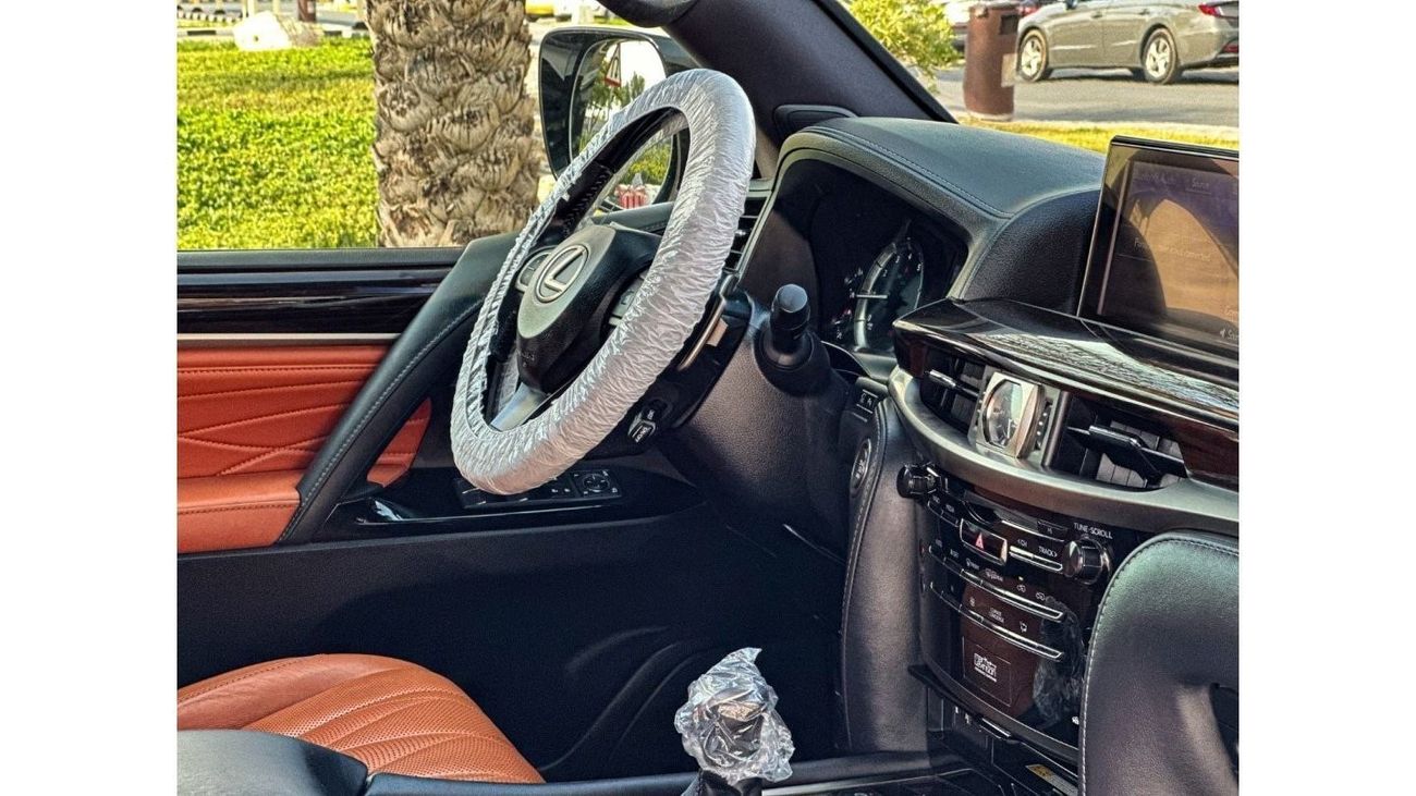 Lexus LX 570 Signature Black Edition LEXUS LX570S BLACK EDITION , 3 YEARS WARRANTY , GCC SPECIFICATION , 5dr SUV,