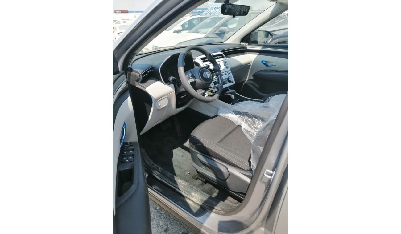 Hyundai Tucson 1.6 L basic option