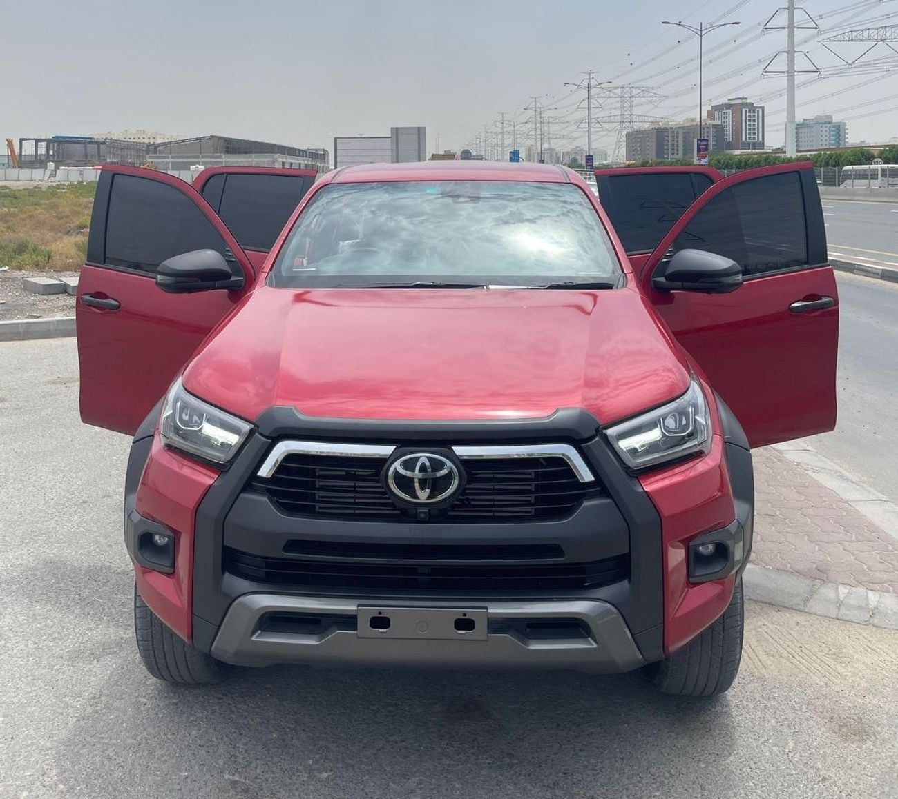 Toyota Hilux diesel engine ,2.8 liter ,Automatic gear ,year model 2024 ,right hand drive ,only for export availab