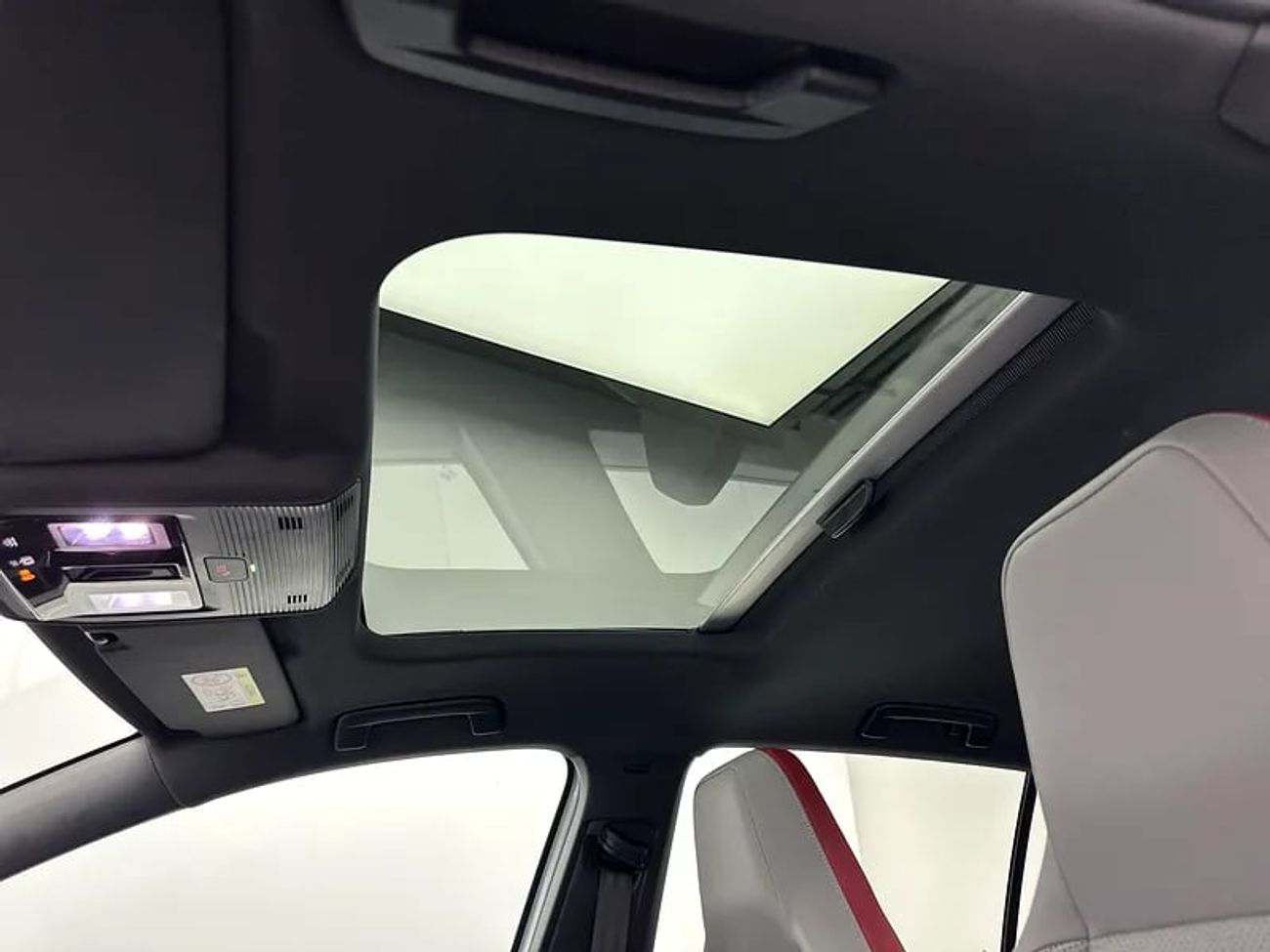 Volkswagen Golf GTI GTI Black Style 2.0L GTI 2.0L Leather seats