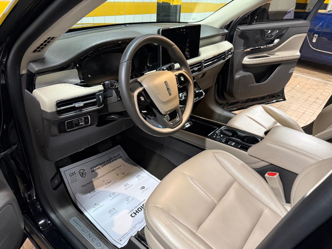 Lincoln Corsair Agency maintained with 5yrs service and warranty untill 2028