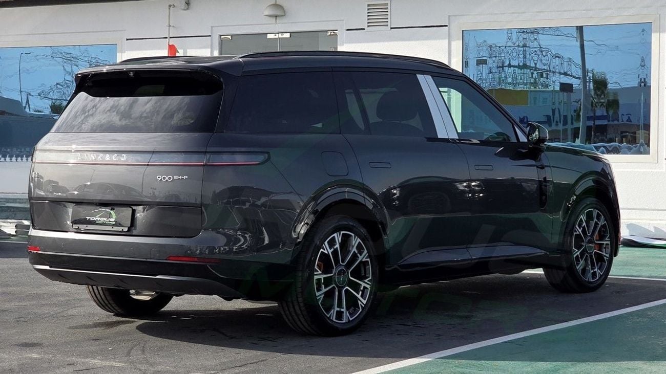 Lynk & Co 900 ( Eid al-Adha Offer ) ( Only For Export ) 2025 Lynk & Co 900 EM-P Ultra 2.0T Plug-in Hybrid BRAND NE