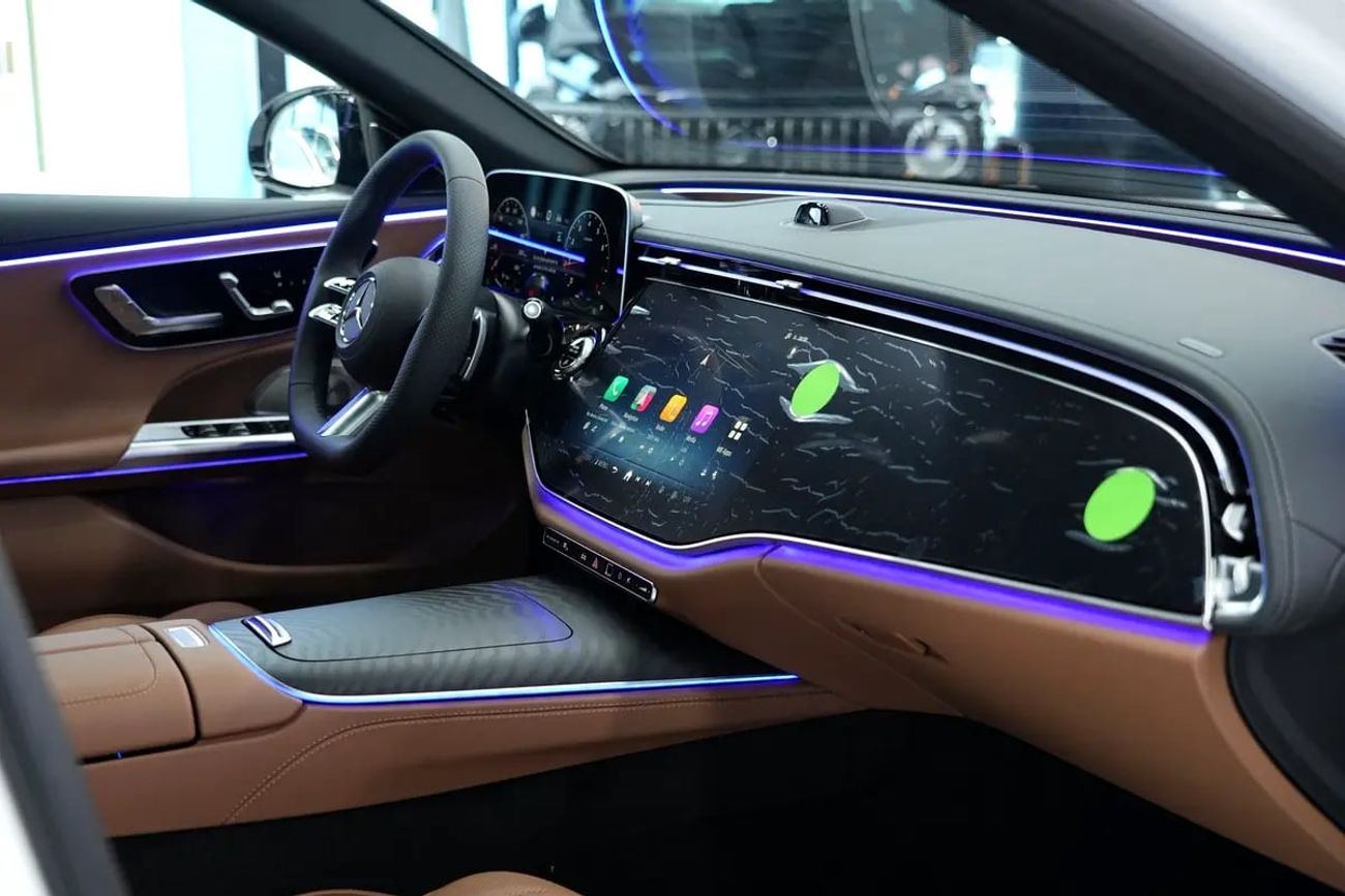 Mercedes-Benz E300 E 300 | GCC 0km | Agency Warranty | AMG Package