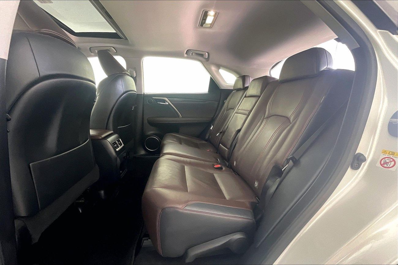 لكزس RX 350 Prestige | شامل الضمان | 0 ﺪﻔﻋﺓ ﺃﻮﻟﻯ