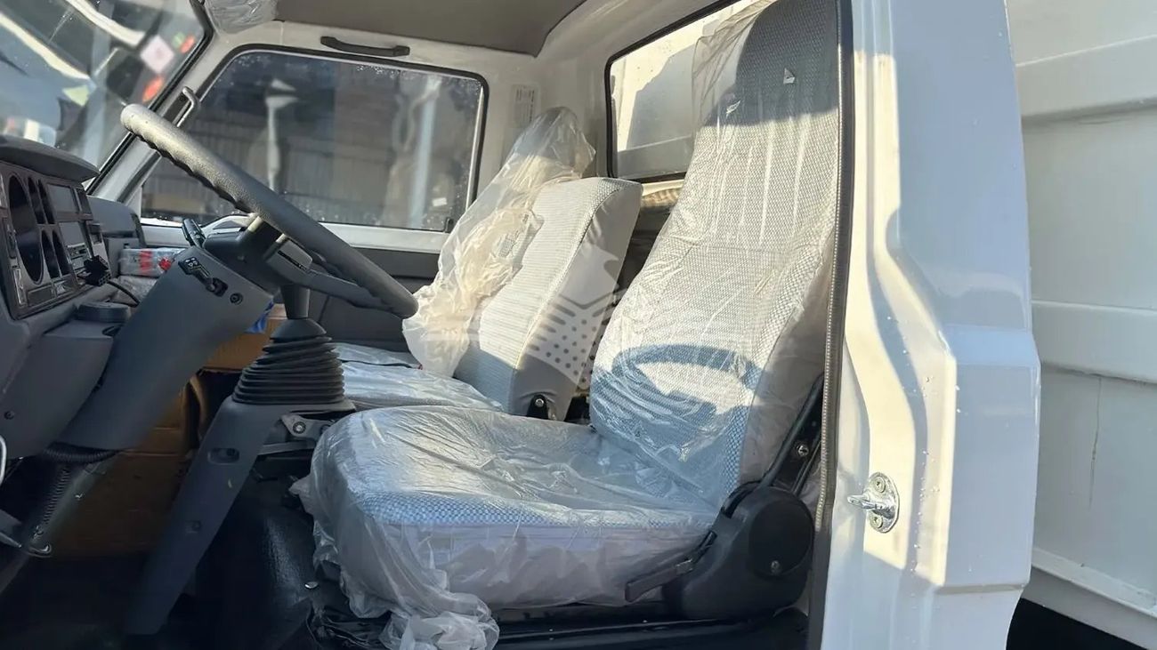 إس إم إل إيسوزو سمراٹ T3500 تپر SML ISUZU Samrat T3500 Tipper 3.5L 4x2 LHD Diesel MT