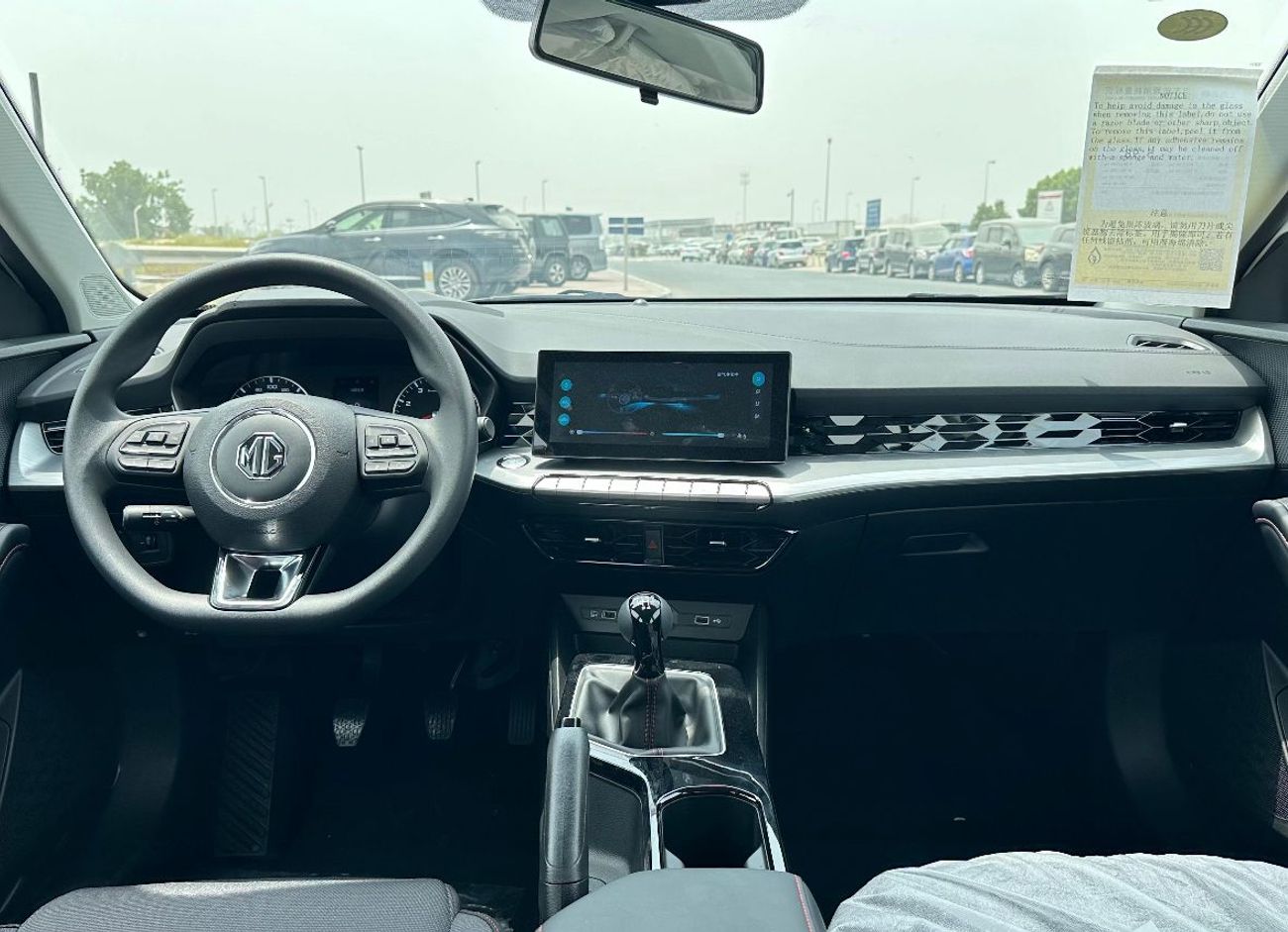 أم جي 5 1.5L (4 Cylinder)