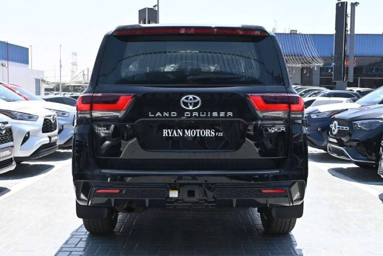 Toyota Land Cruiser Toyota Land Cruiser VXR 3.5L TwinTurbo V6 Petrol, Aerokit (New) Color Black Model 2024