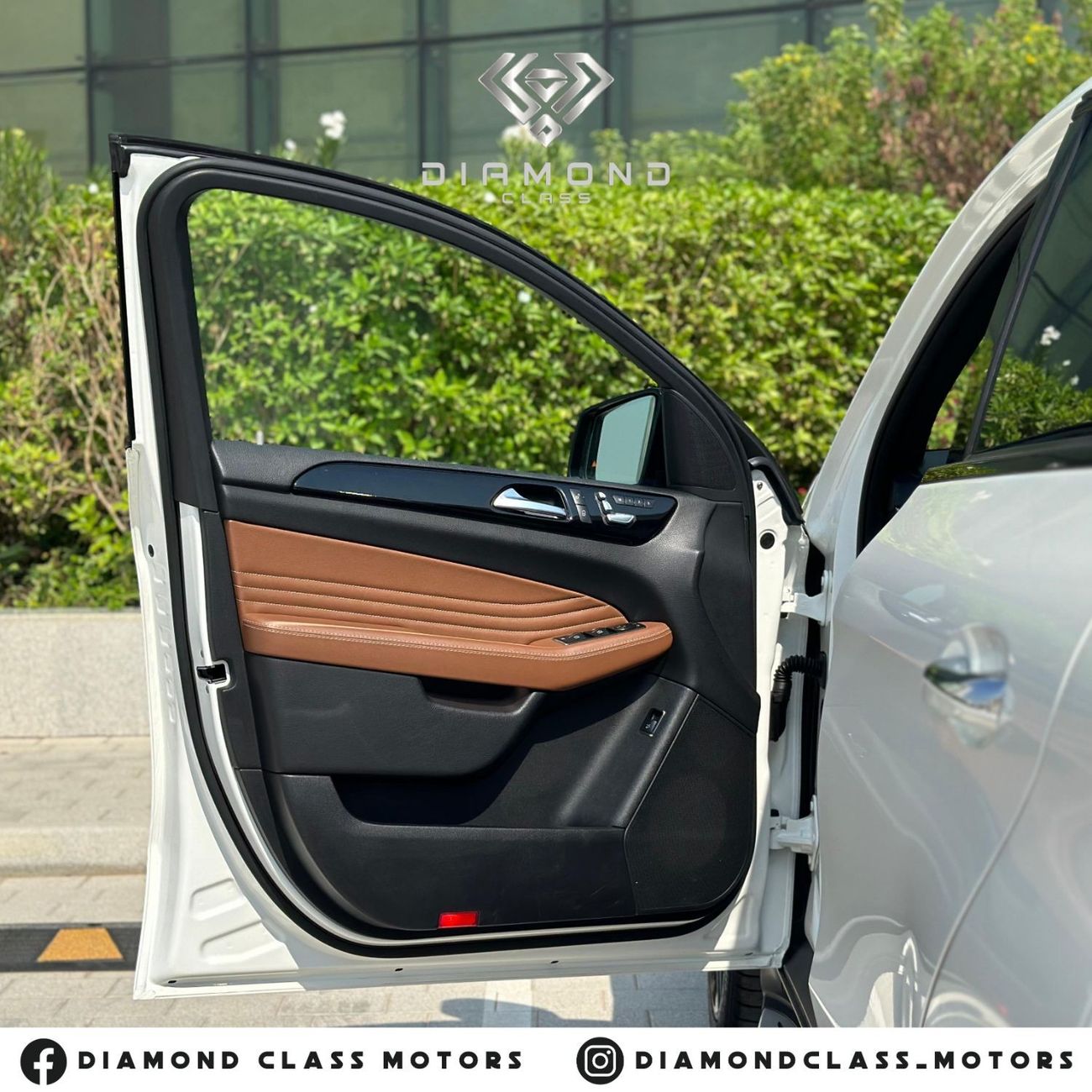 Mercedes-Benz GLE 43 AMG Coupe 3.0L Mercedes GLE 43 AMG Coupe Biturbo Panoramic  Full Option GCC 42,000 KM