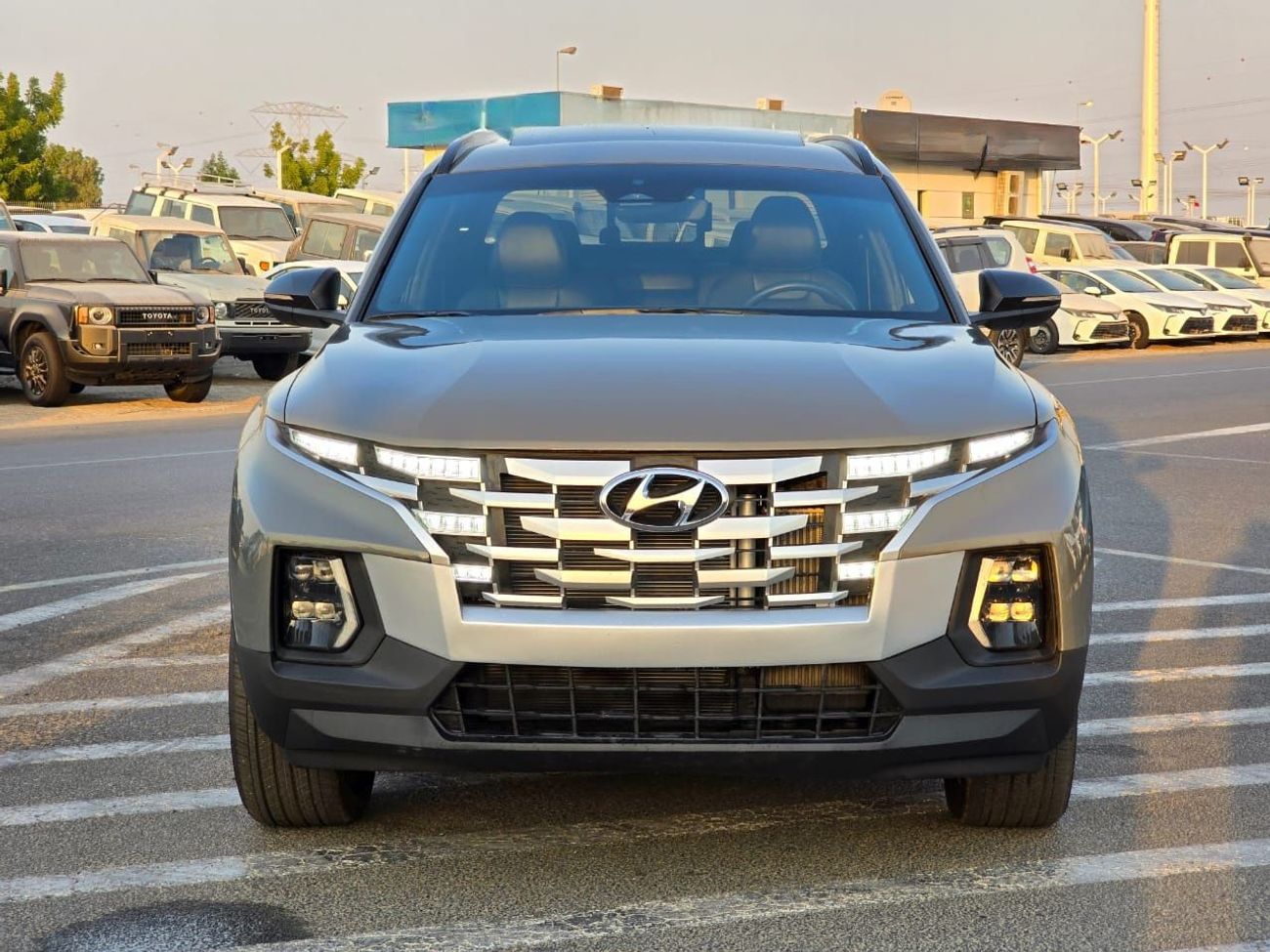 Hyundai Santa Cruz Full option Perfect inside and out