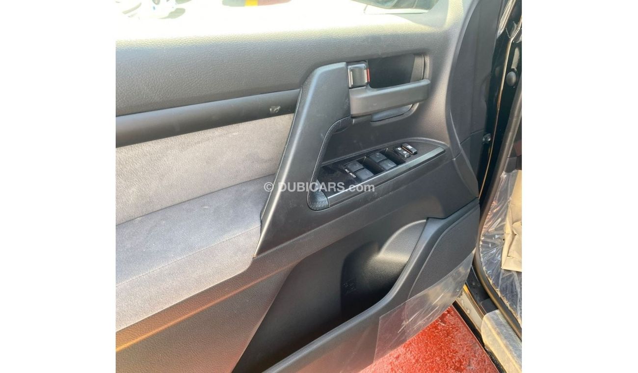 تويوتا لاند كروزر تويوتا لاند كروزر عربة 4.0 لتر موديل 2021 4WD SUV ناقل حركة يدوي أسود اللون