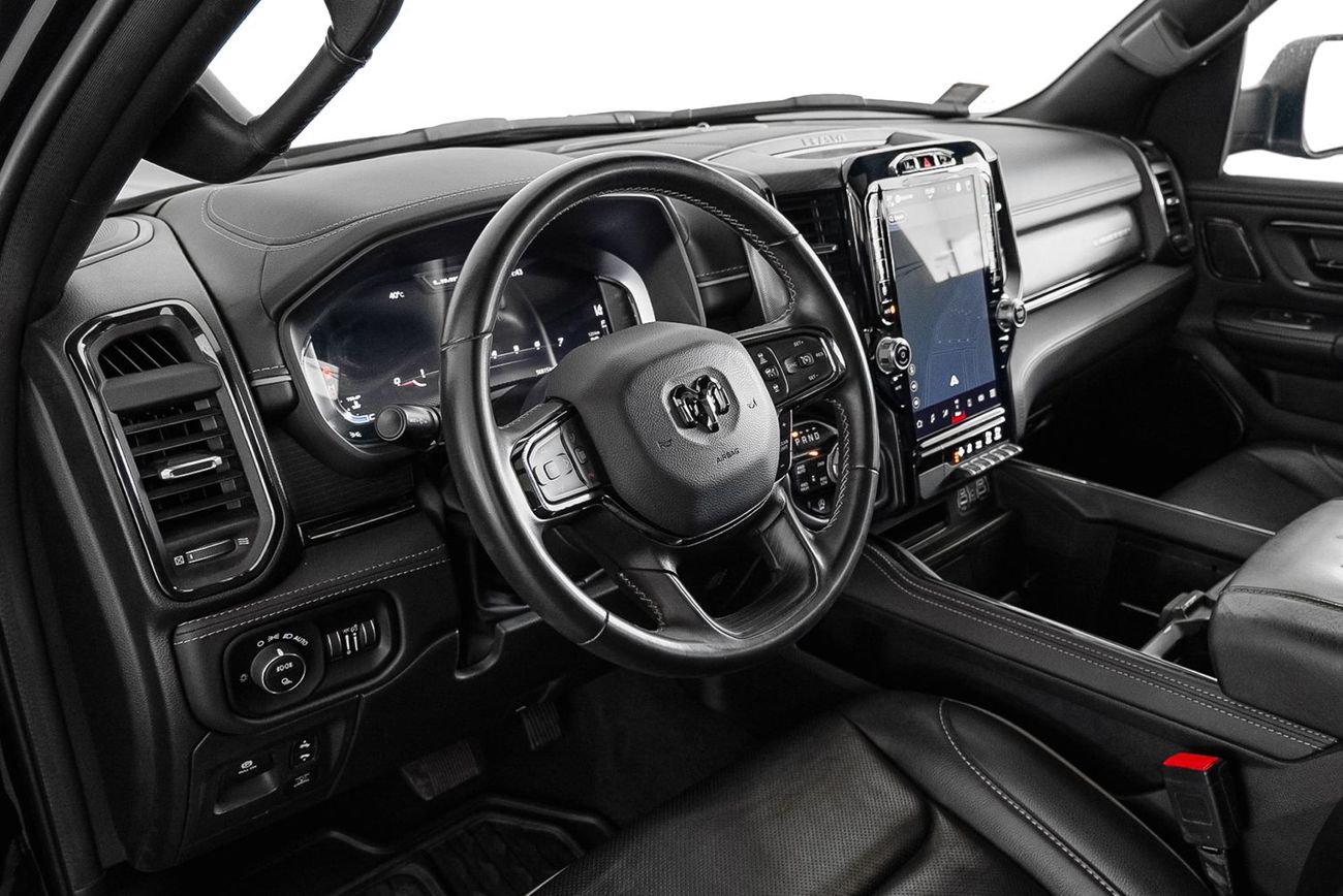 RAM 1500 Limited 5.7L (5 Seater)