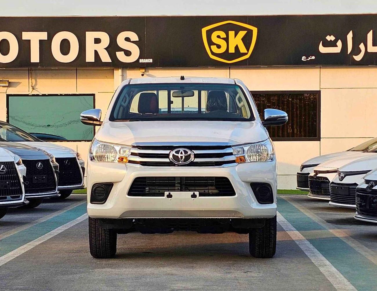 Toyota Hilux NARROW BODY/DOUBLE CABIN /2.4L DIESEL/2 AIR BAG, KEYLESS ENTRY, POWER WINDOWS/ (CODE # HD)