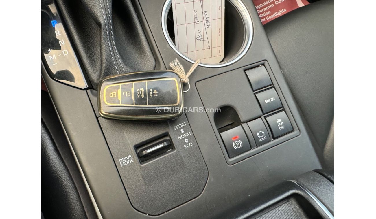 Toyota Highlander 2023 XLE SUNROOF TURBO ENGINE 2.5L AWD USA IMPORTED