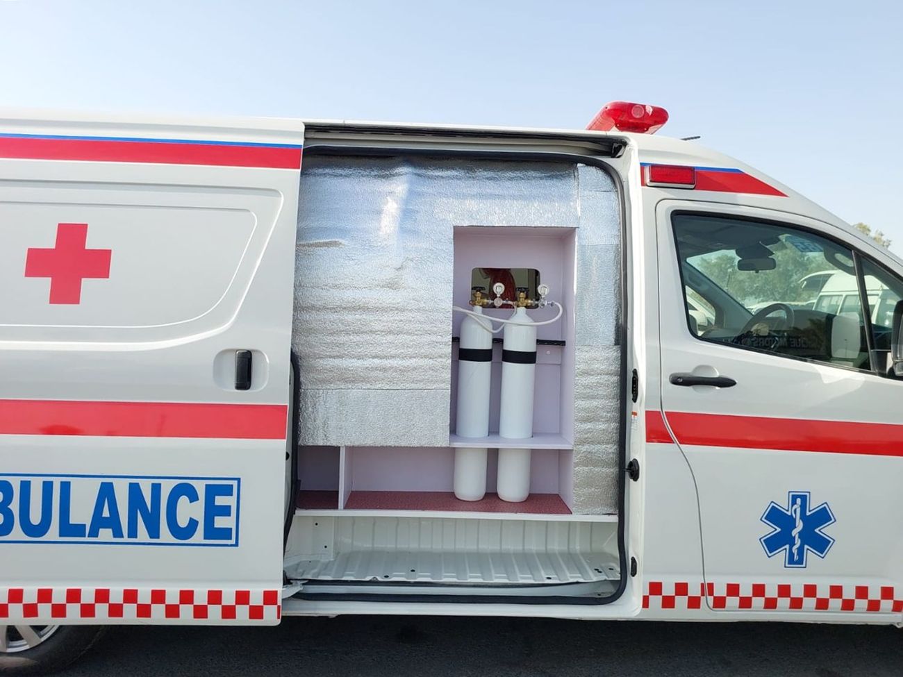 Toyota Hiace TOYOTA HIACE VAN AMBULANCE RHD 2020 MODEL 2.8 L DIESEL AUTOMATIC(PM04938)