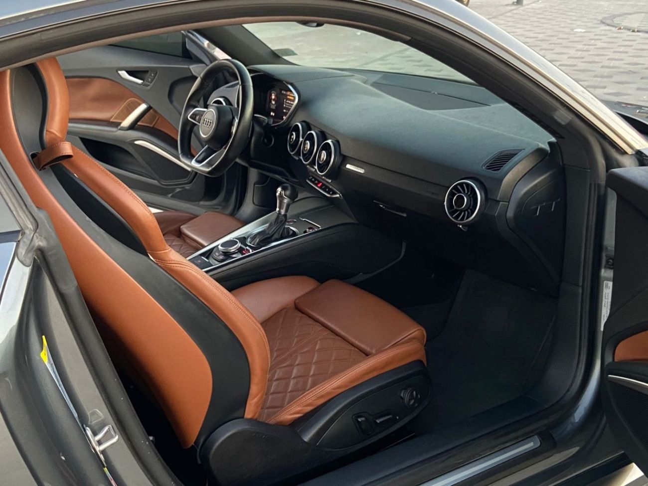 Audi TT 45 TFSI 2.0L