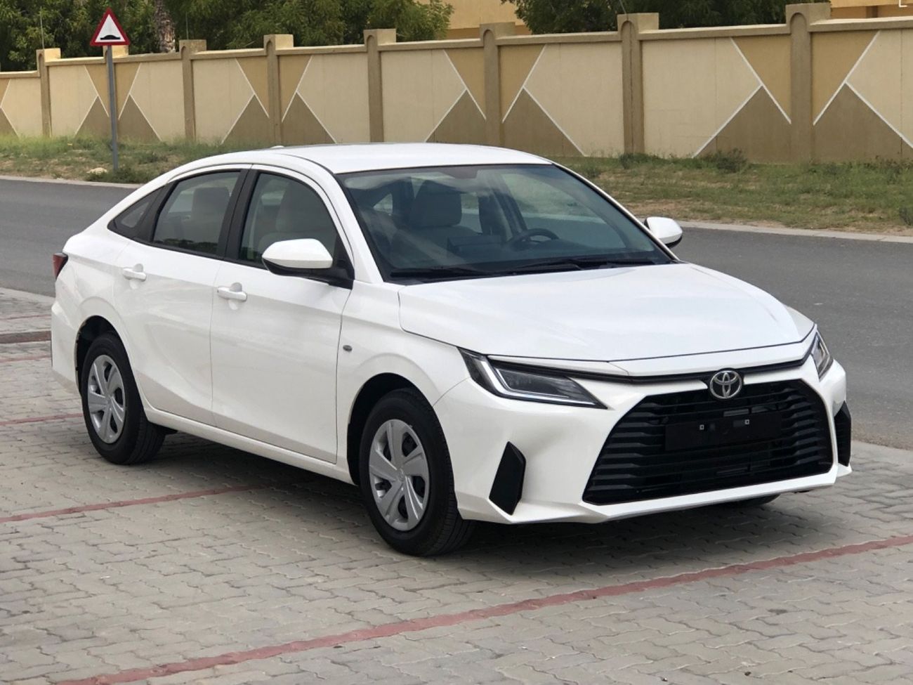 Toyota Yaris Toyota Yaris 2023 GCC Specs Free accident 3000 Km Low mileage