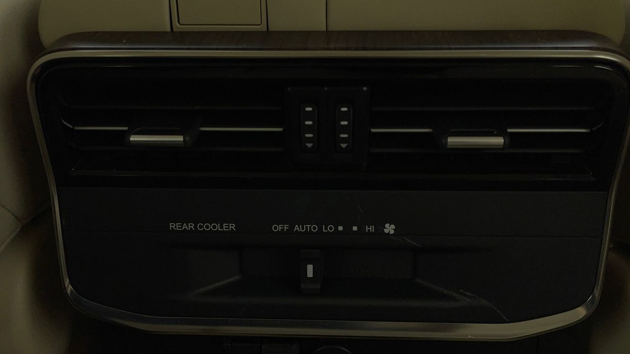 تويوتا لاند كروزر GXR 3.5 | بدون دفعة مقدمة | اختبار القيادة في المنزل