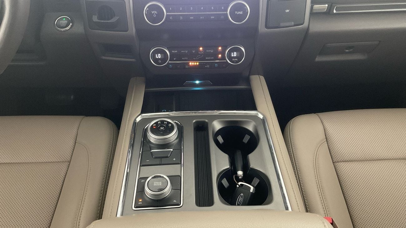 فورد إكسبيديشن XLT Premium | upto AED 20,000 Ramadan Discount | شامل الضمان | 0 ﺪﻔﻋﺓ ﺃﻮﻟﻯ