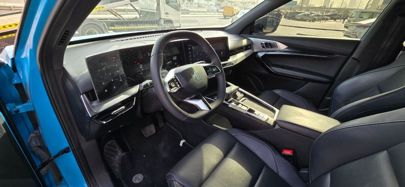 MG One LUXURY