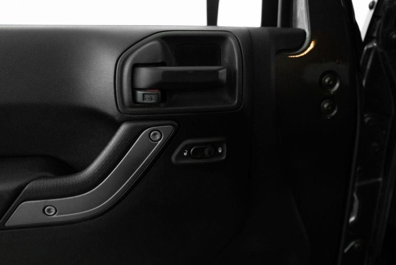 Jeep Wrangler Sport S 3.6L A/T