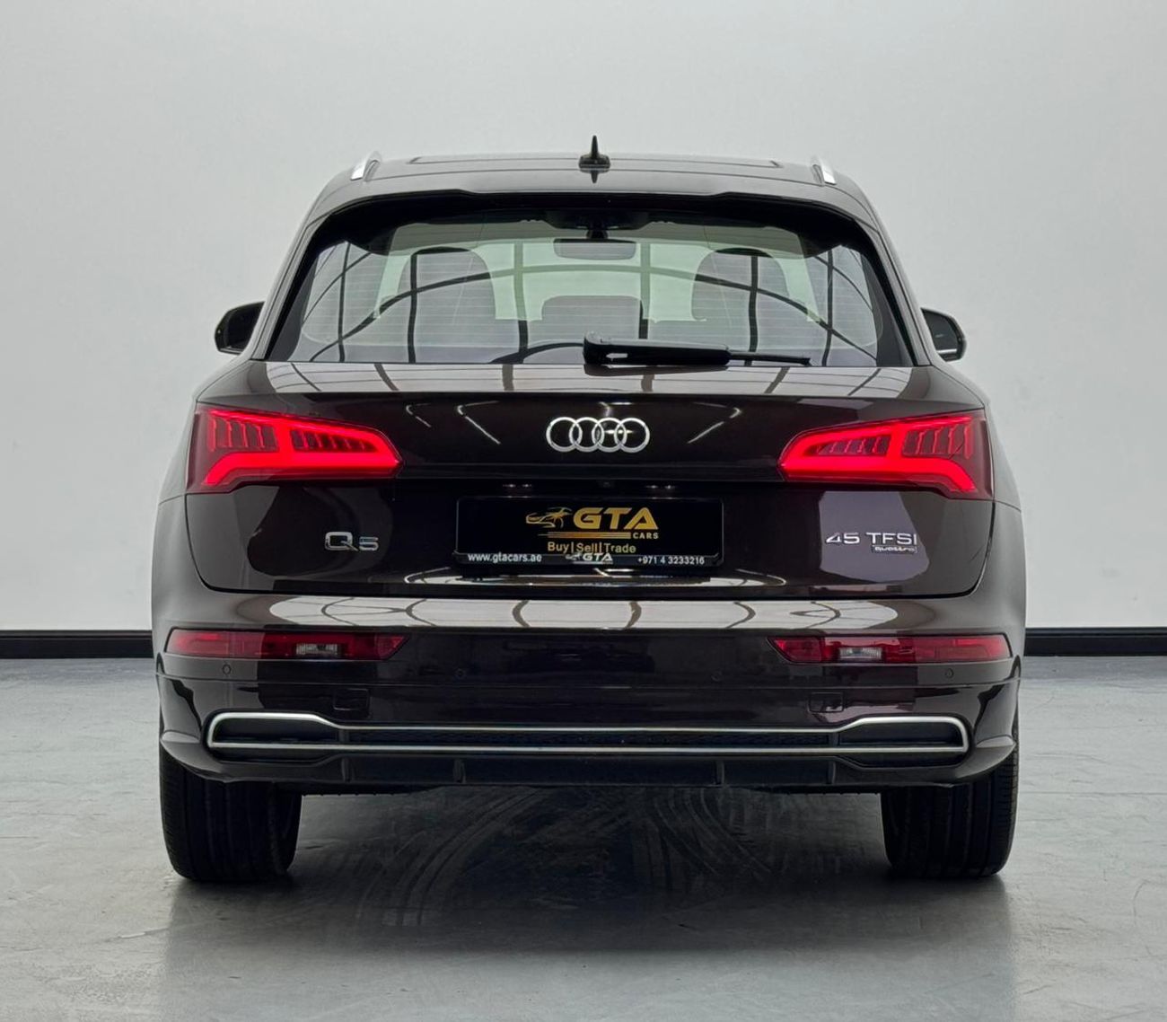 أودي Q5 45 TFSI Quattro S Line 2.0L (252 HP) 2018 AUDI Q5 S-Line 45TFSI Quattro, Warranty, Full Service Hist