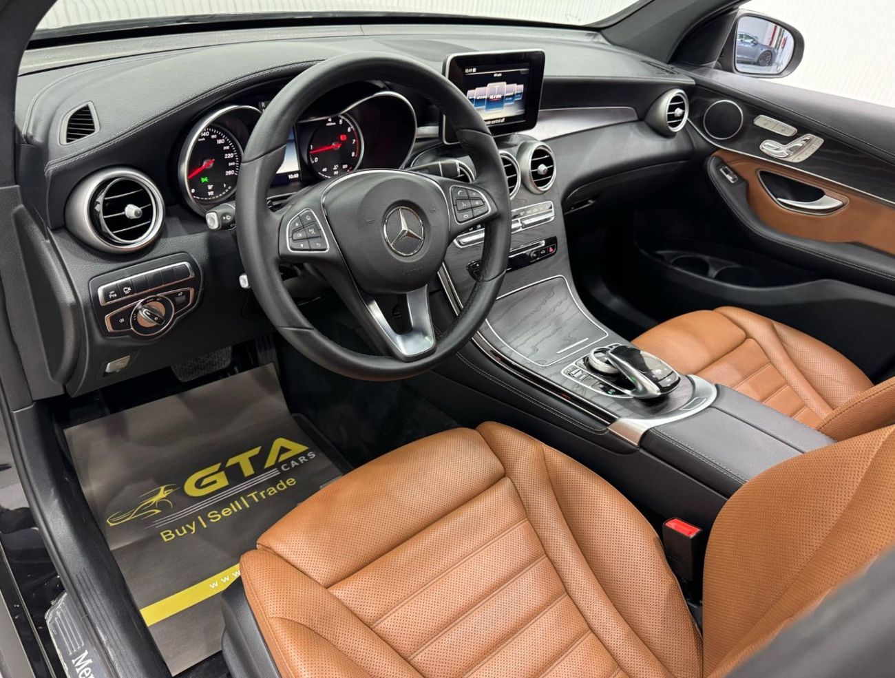 Mercedes-Benz GLC 250 Coupe AMG 2.0L 2018 Mercedes Benz GLC250 AMG 4MATIC Coupe, Warranty, Full Service History, Excellent