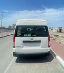 Toyota Hiace DLS HIGH ROOF TOYOTA HIACE COMMUTER ,DIESEL ENGINE 2800 CC ,10 SEATER ,RIGHT HAND DRIVE