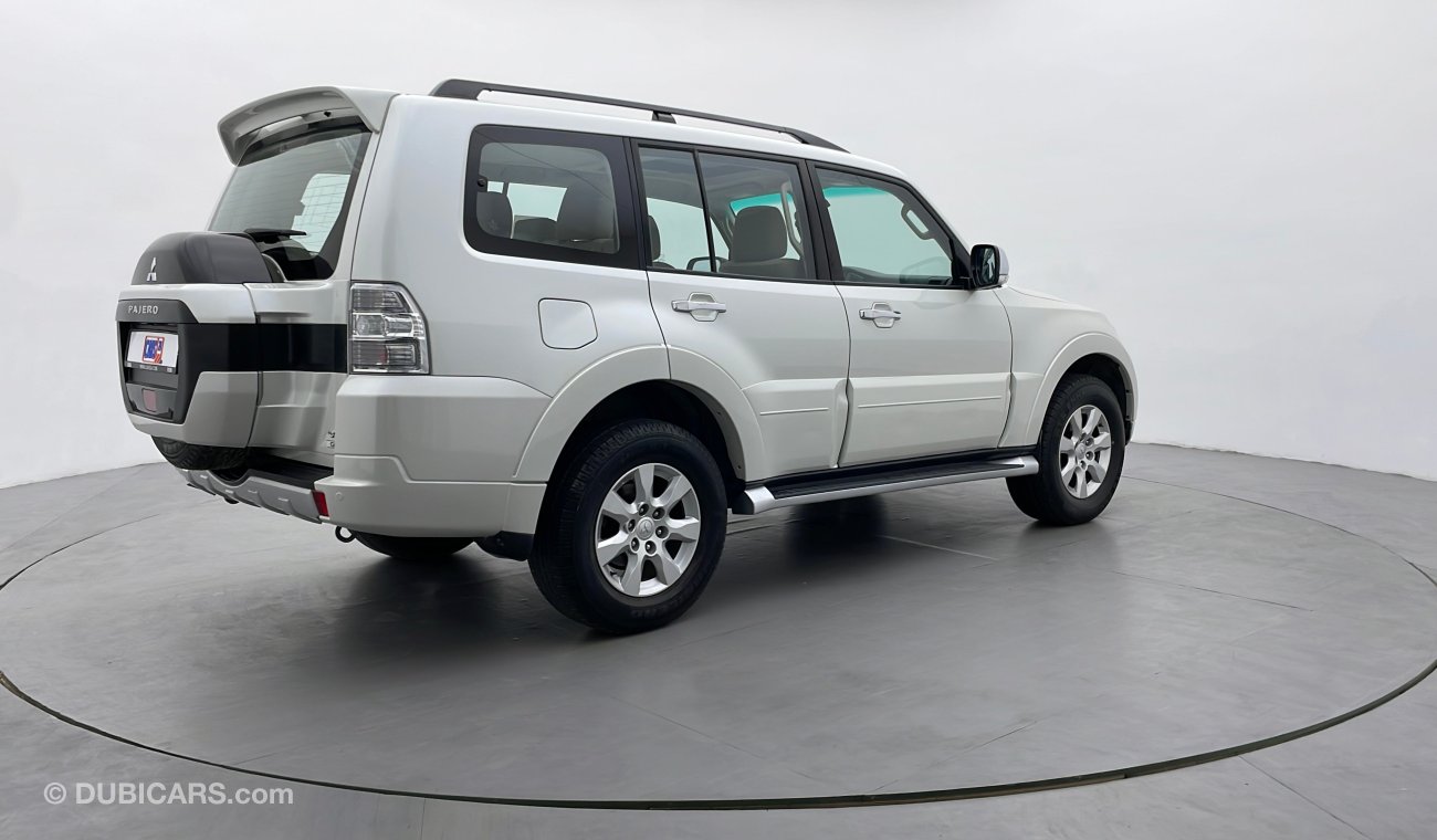 Mitsubishi Pajero GLS MIDLINE WITH SUNROOF & NAVIGATION 3.5 | Under Warranty | Inspected on 150+ parameters