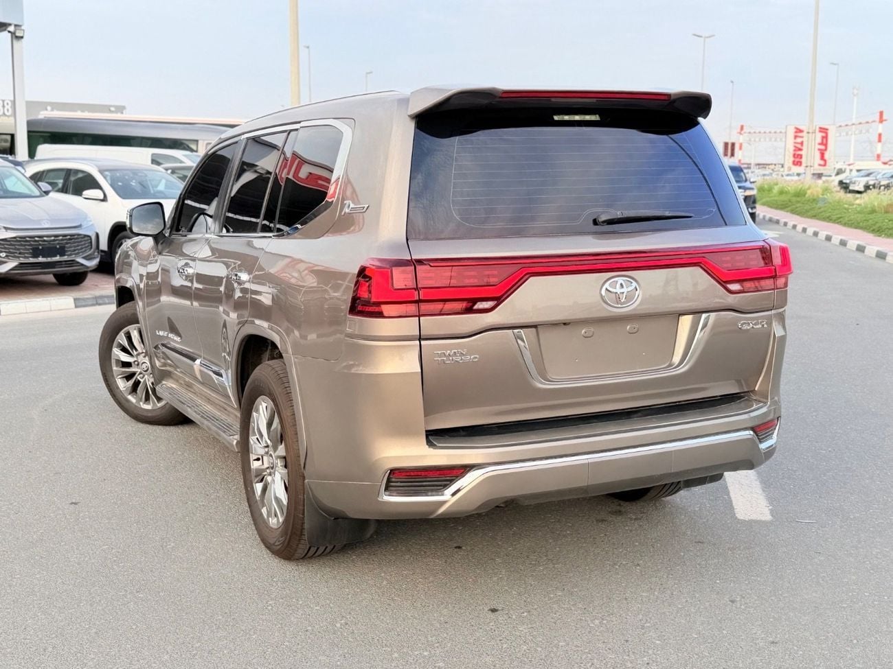 Toyota Land Cruiser GXR+ 4.0L Toyota landcuriser Years GXR 2017 upgrade 2025 full loaded V6 4.0L