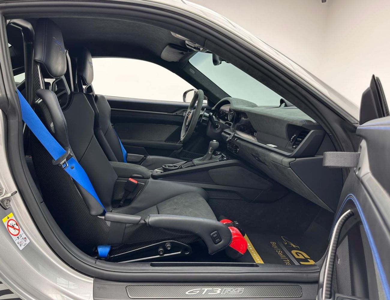 Porsche 911 2025 Porsche 911 GT3 RS Weissach Package, March/2027 Porsche Warranty, Porsche Full Service History,