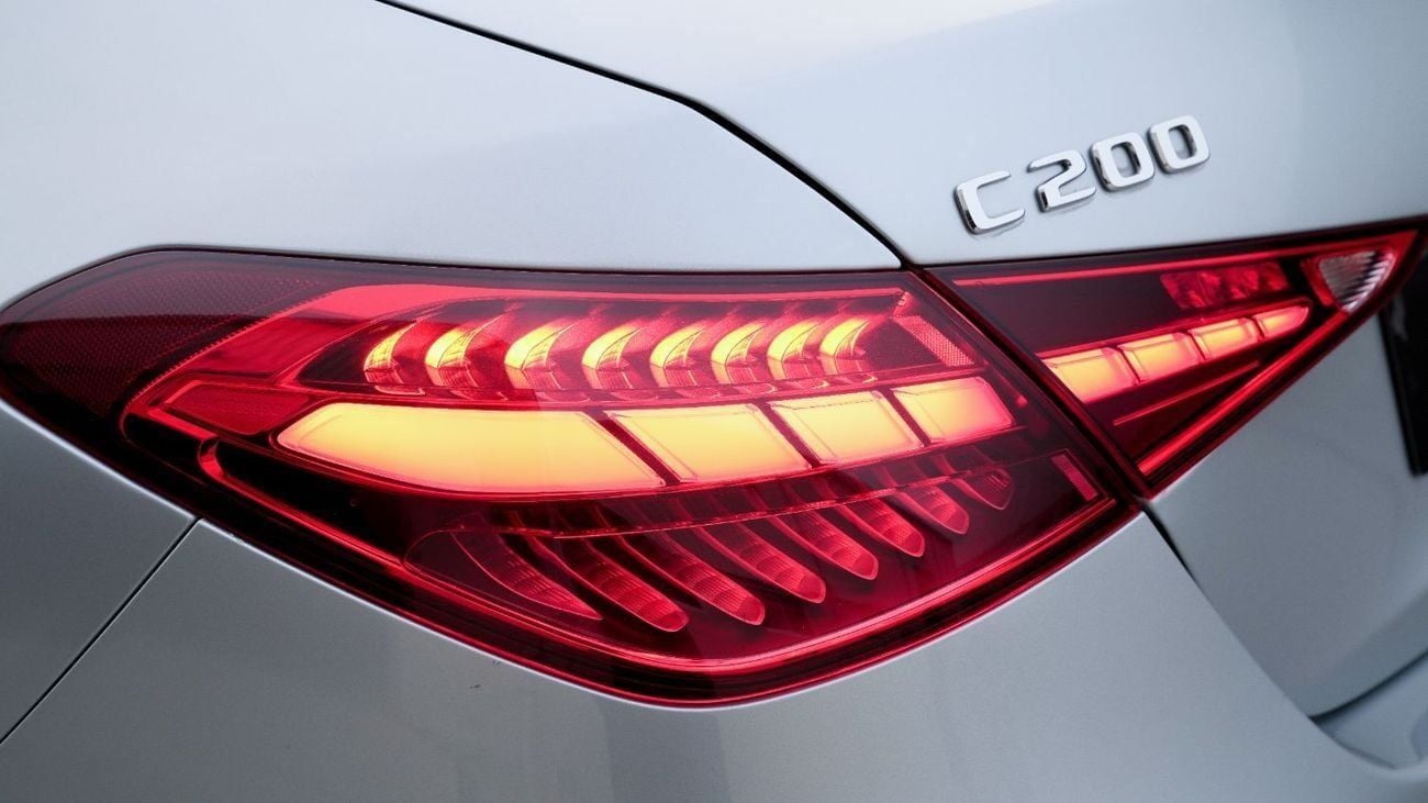 Mercedes-Benz C 200 Premium 2.0L