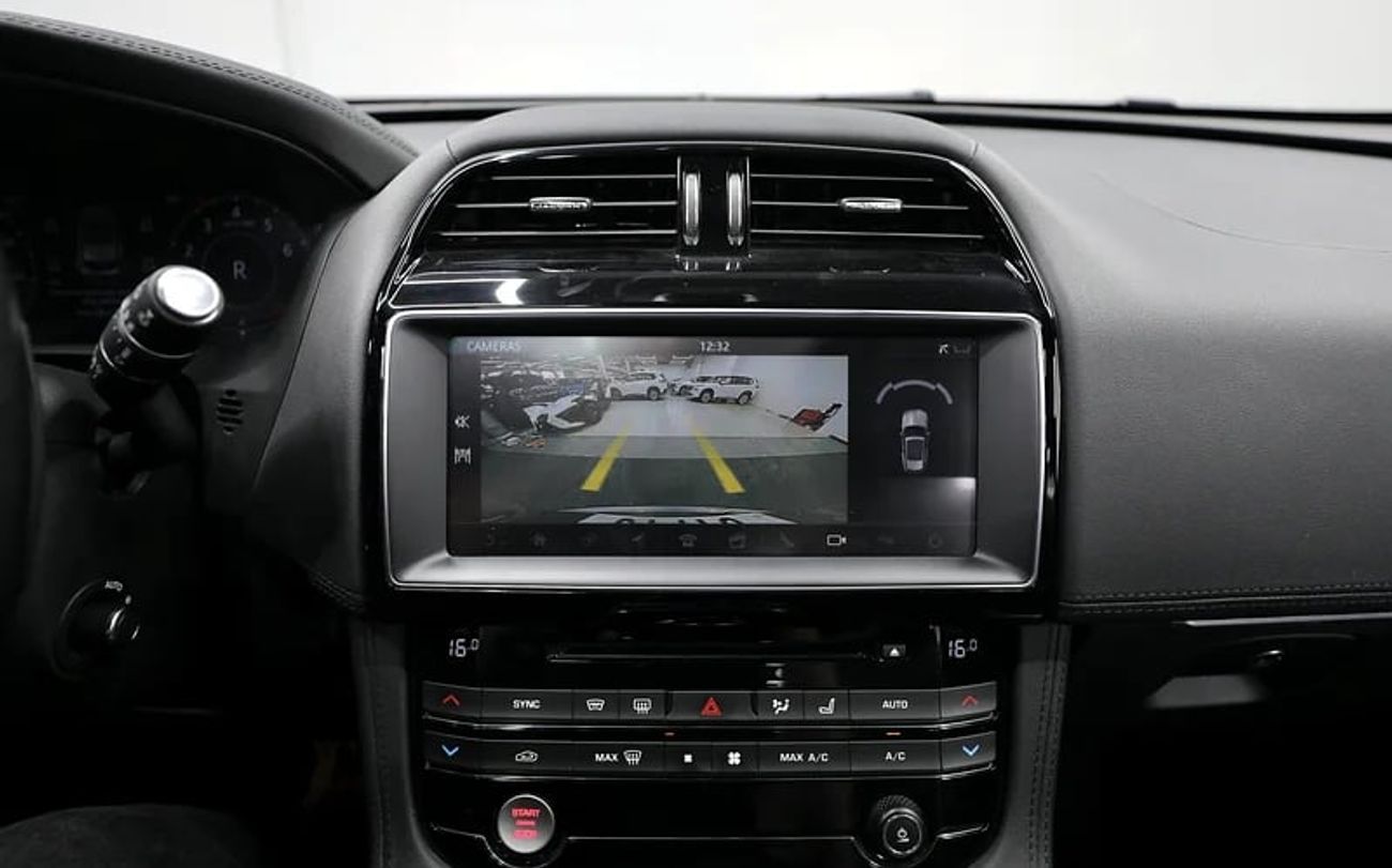 جاكوار F بيس | | 1,500 Monthy | Low KMs | Free Insurance + Registration | Ref#A662166