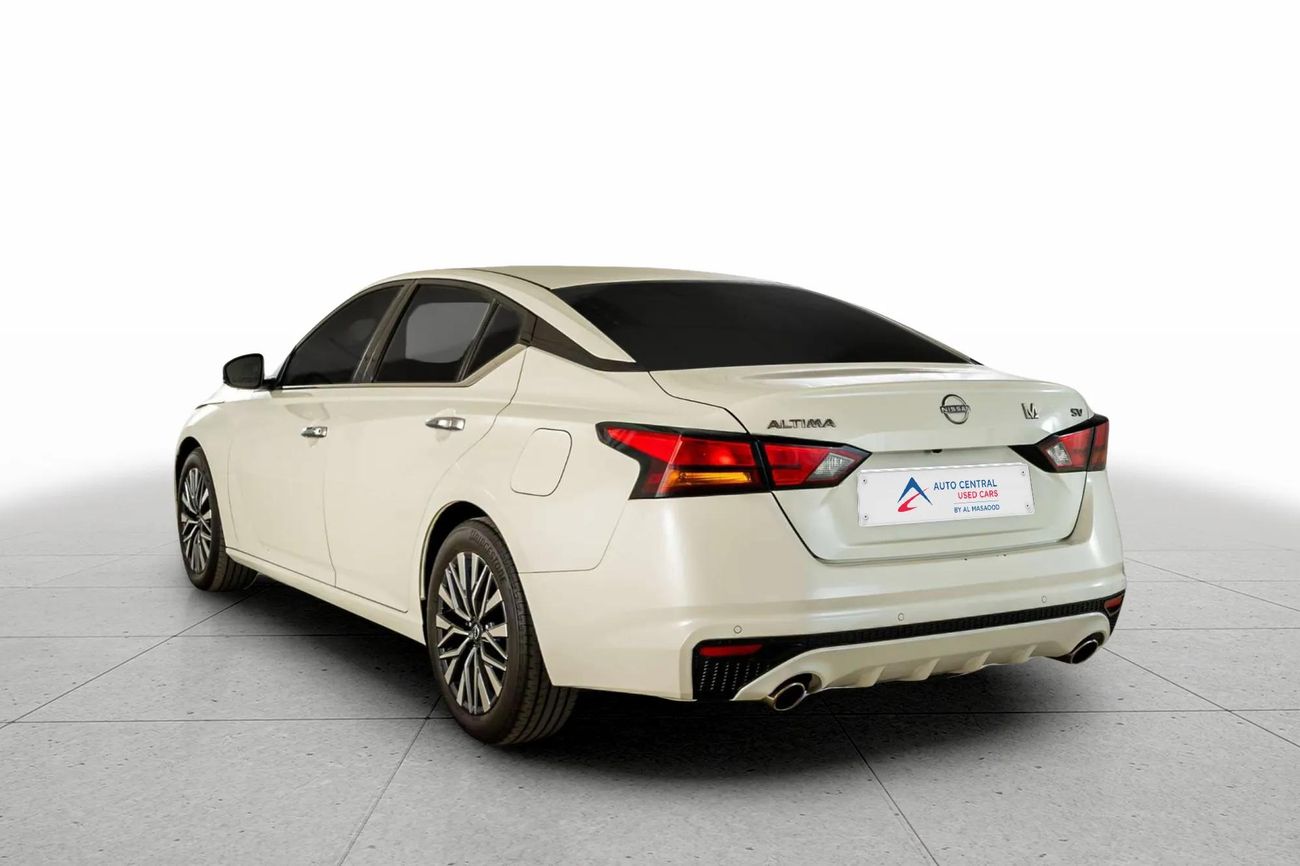 نيسان ألتيما SV 2.5