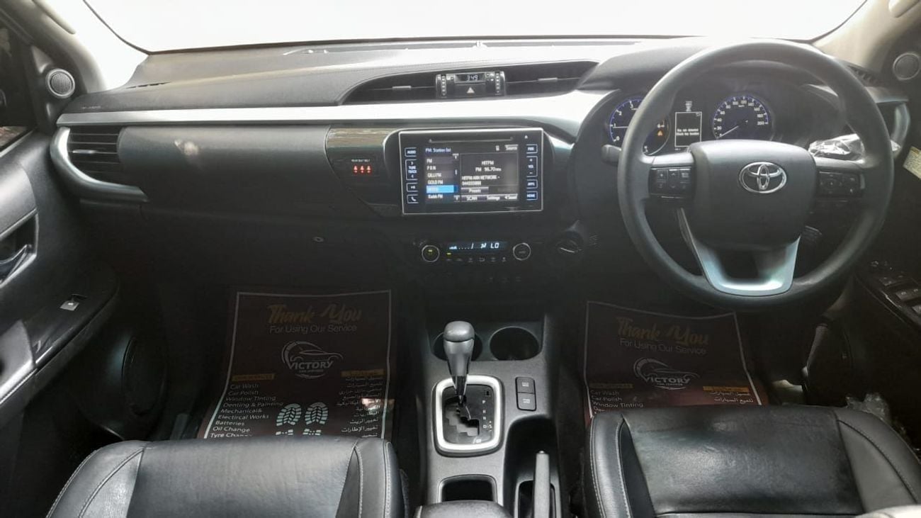 Toyota Hilux Right-Hand drive Diesel 2.8 SR5 2.8CC auto with canopy leather electric seats