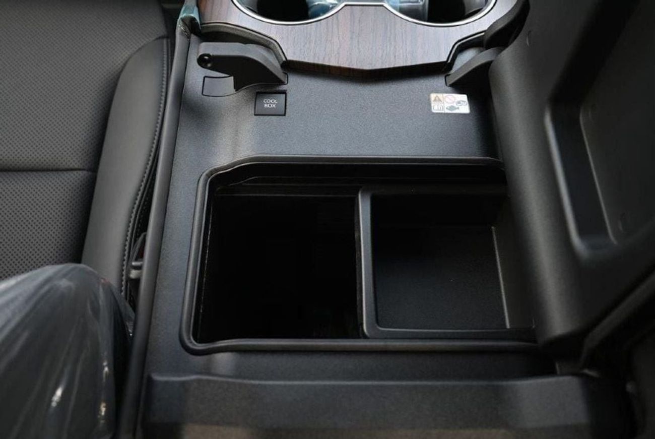 Toyota Land Cruiser 2025 TOYOTA LAND CRUISER 300 GXR V6 4.0L PETROL AT