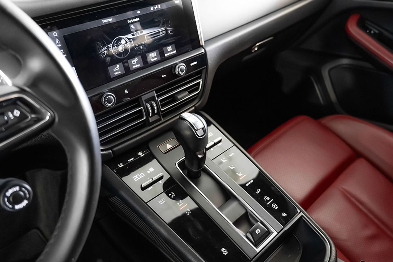 بورش ماكان Std 2.0L (252 HP)