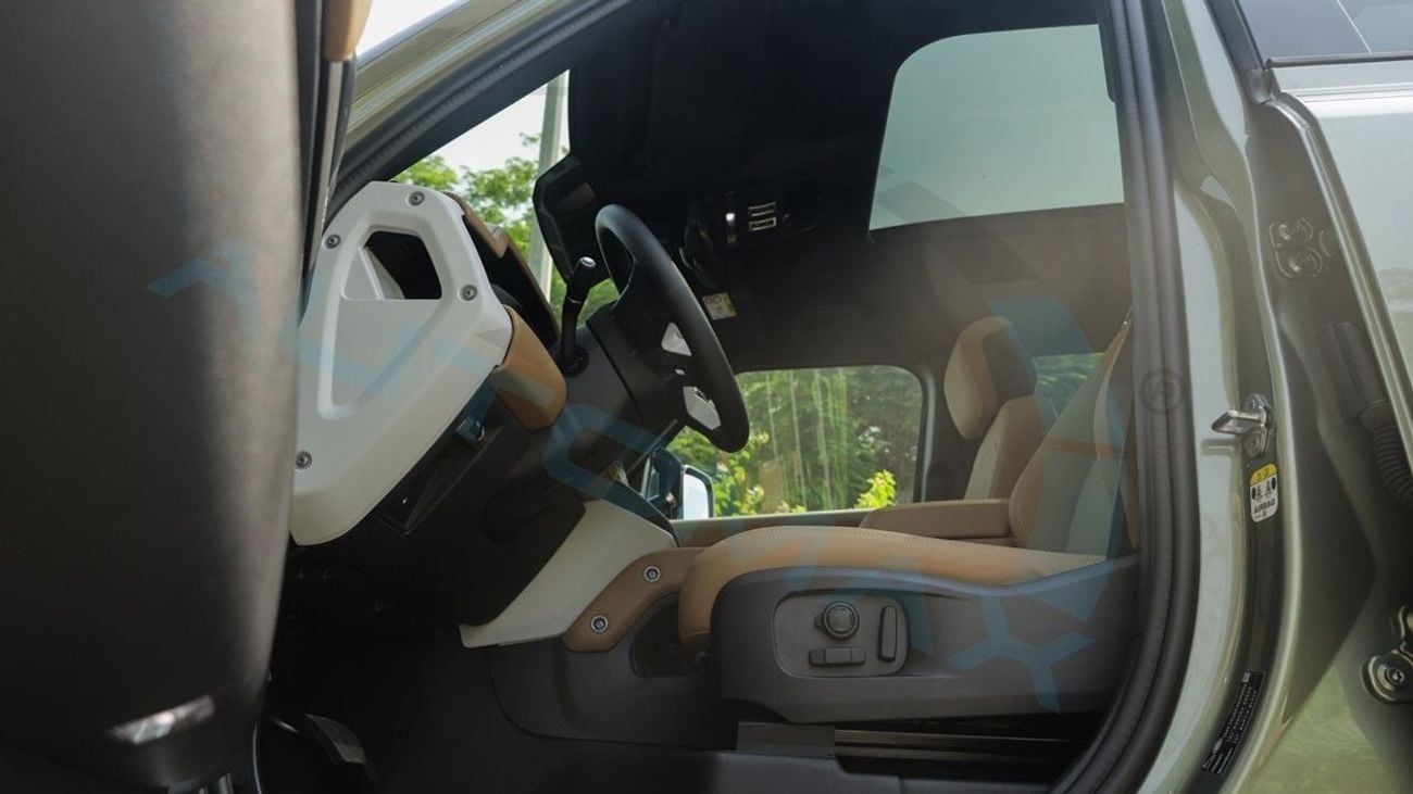 لاند روفر ديفندر 110 X-Dynamic SE P400e Plug-in Hybrid 2025 With 5 Years Or 200,000 Km Warranty