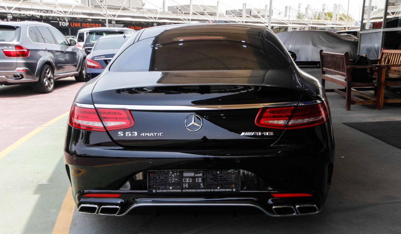 Mercedes-Benz S 63 AMG Coupe 4 Matic