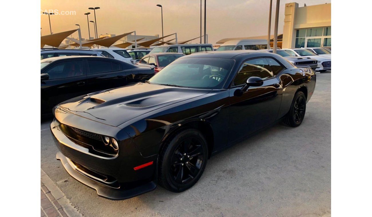 Dodge Challenger Dodge Challenger SXT V6 3.6L / Model: 2020