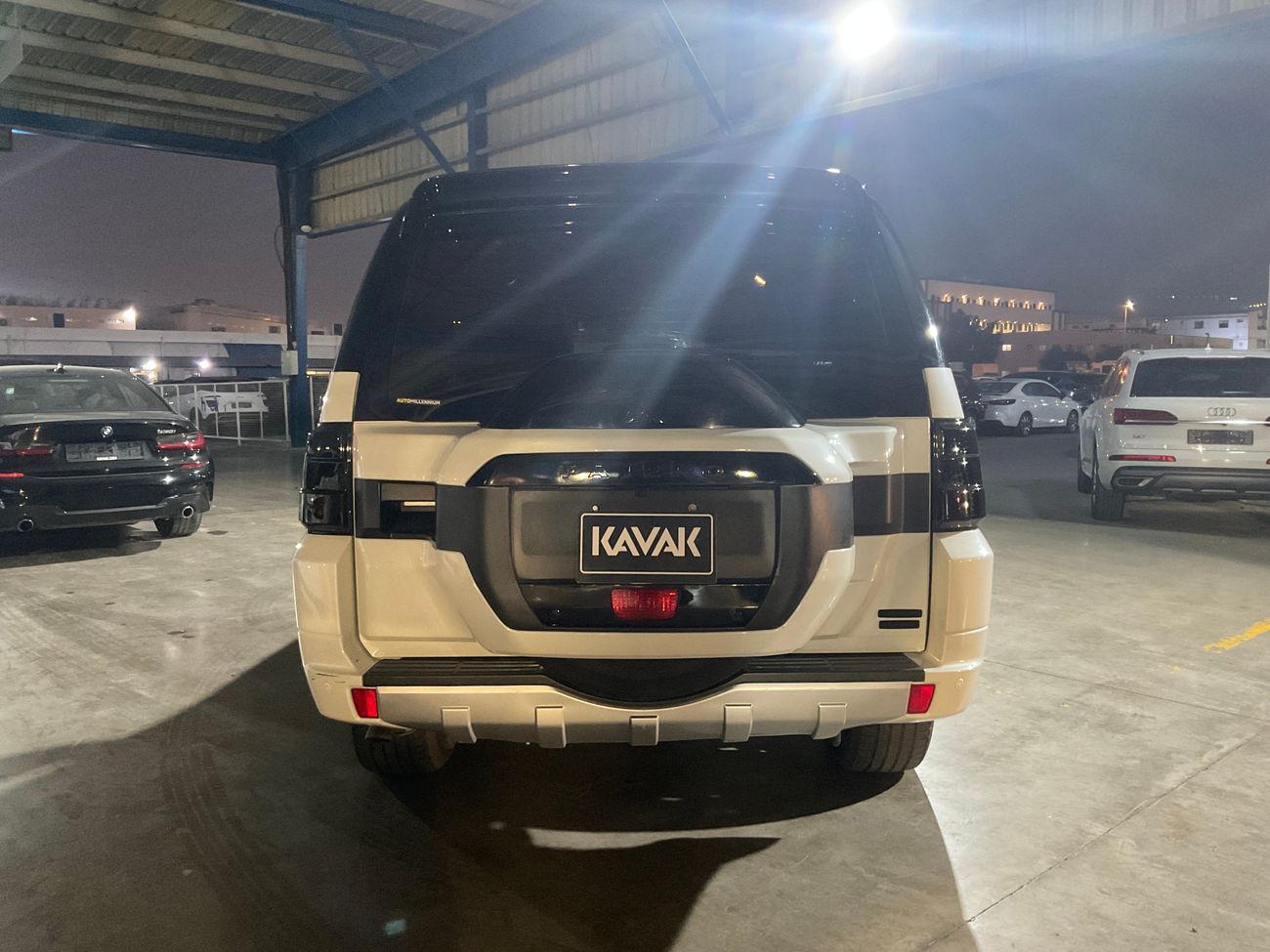 ميتسوبيشي باجيرو Signature Edition | شامل الضمان | 0 ﺪﻔﻋﺓ ﺃﻮﻟﻯ